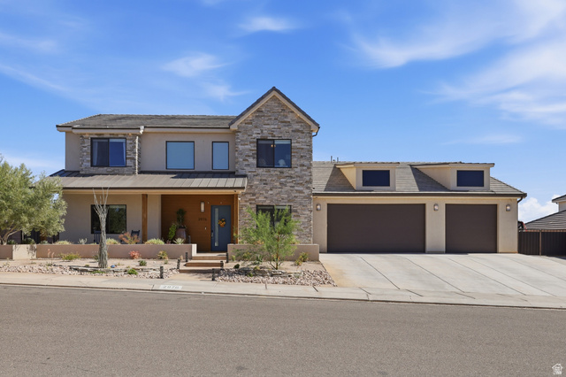 2976 E Sycamore Ln — photo