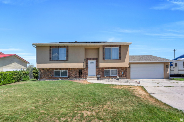 4382 W Cortney Dr — photo