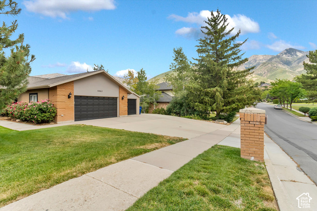 2863 E Fallentine Rd, Sandy, UT 84093 — photo 2