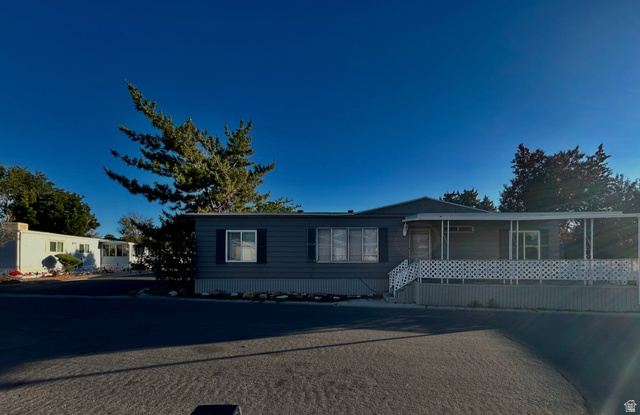 4568 S Foxglove Dr #109 — photo