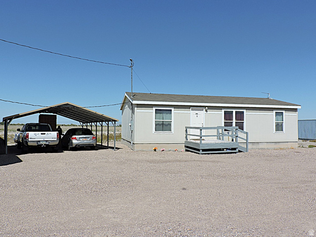 915 N 5000 W — photo