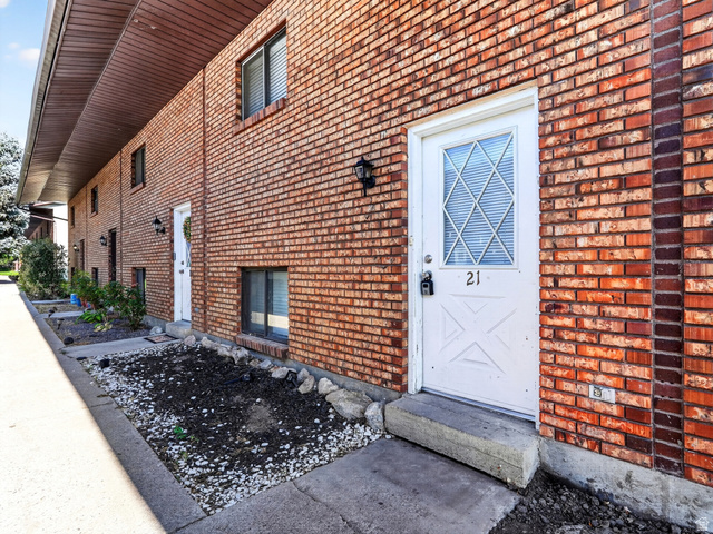 1325 S Lincoln Ave #E4 — photo