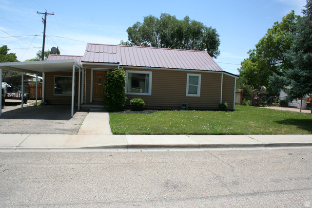 52 E Wasatch Ave — photo