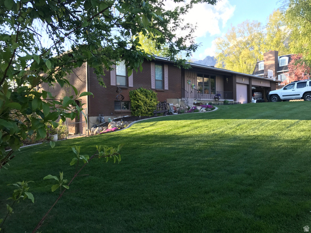 4379 N 250 W — photo