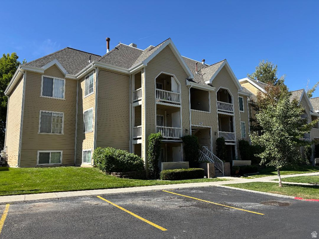 1212 E Waterside CV #10 — photo
