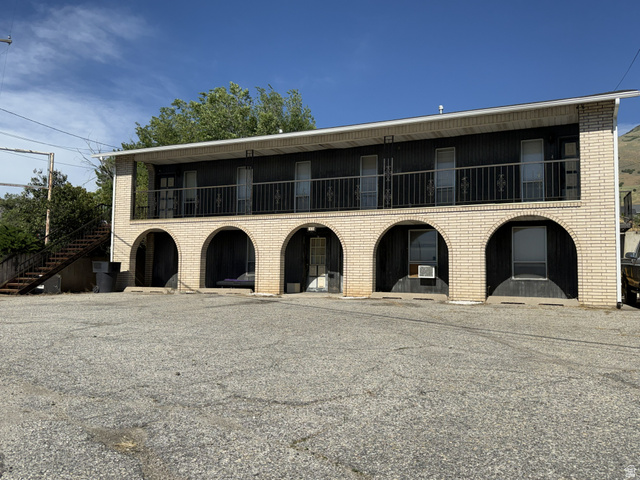 1575 S Highway 89 — photo