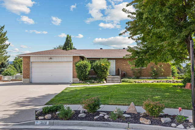 328 E Heather Ridge Cir — photo