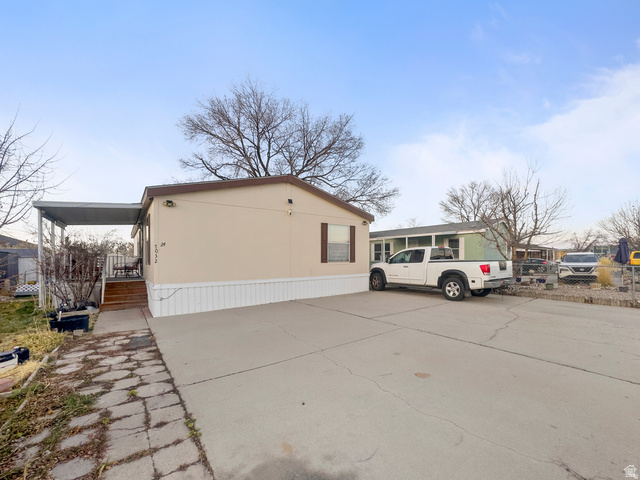 7032 W Apaloosa Dr #24 — photo