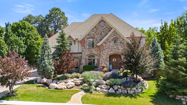 1559 E Wasatch Dr — photo
