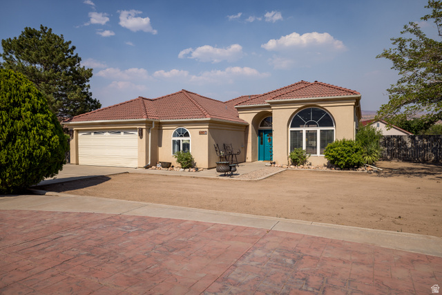 4297 Beeman Dr — photo