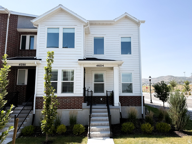 4604 W Wilson Peak Ln — photo