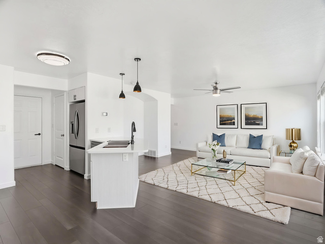 1187 Dragonfly Ln — photo