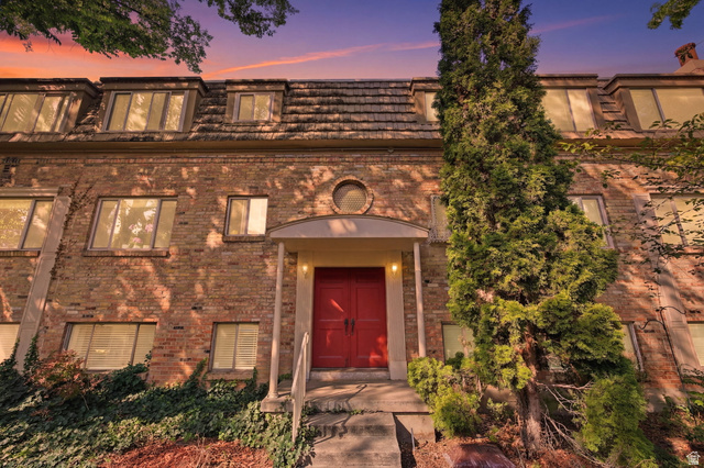2220 E Murray Holladay Rd #110 — photo