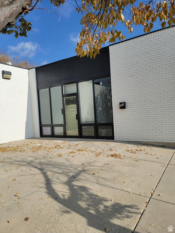 313 N State St #3 — photo