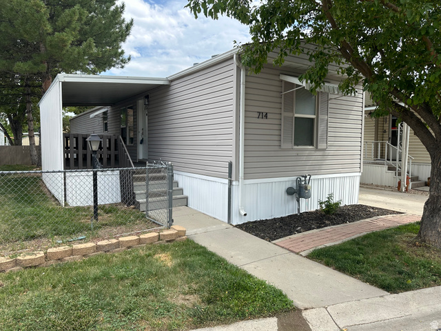 714 W Monte Azul Dr #120 — photo