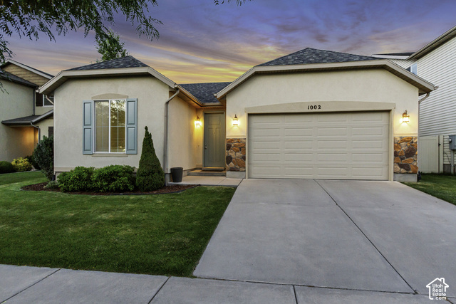 1002 N Skipton Dr — photo