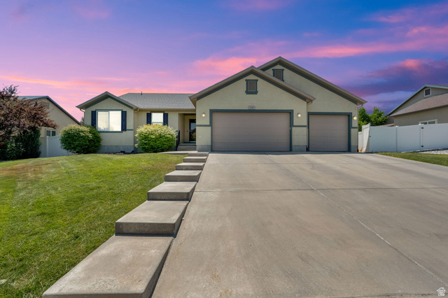 6187 W Dinsmore Way — photo