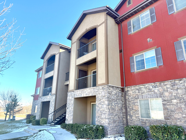 223 E Jordan Ridge Blvd #110 — photo