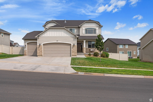 172 W Stillwater Dr — photo