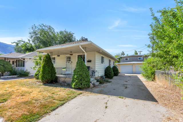 823 Kershaw St — photo