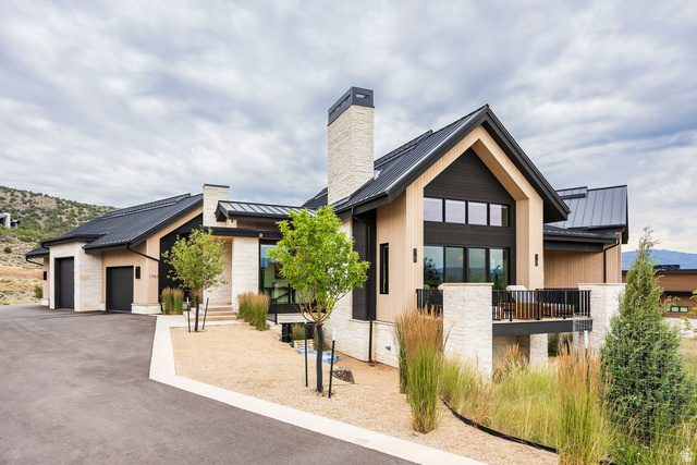 1352 N Gold Mountain Cir — photo