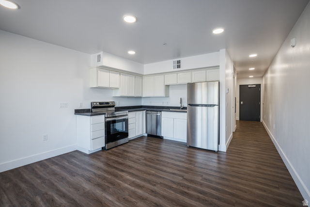 443 Kane Creek Blvd #B109 — photo