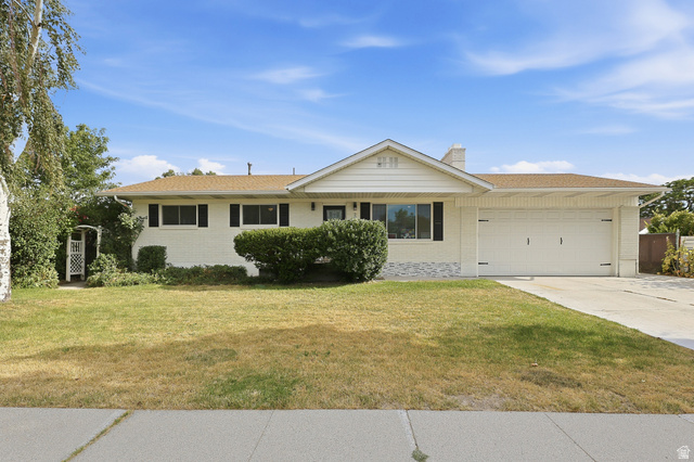 251 W Colorado Dr — photo
