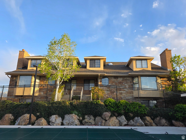 1094 E Loch Lomond Dr — photo