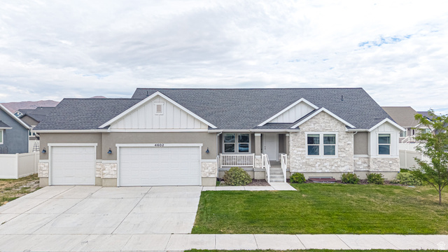 4602 N Kings Peak Way — photo