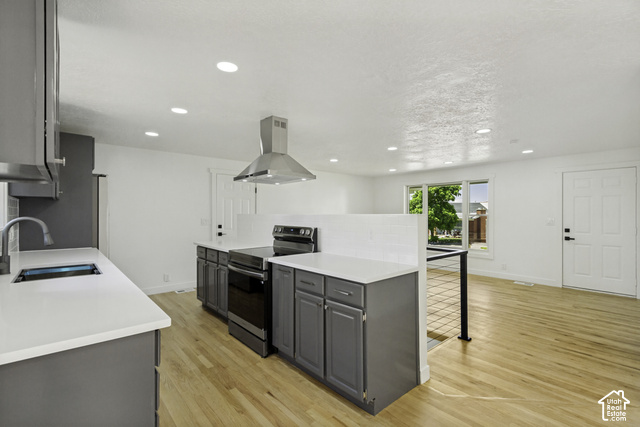 282 E 1400 N, Bountiful, UT 84010 — photo 3