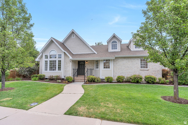 110 N Palisade Dr — photo