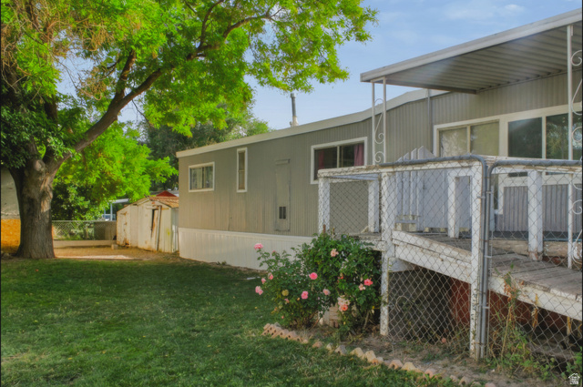 8155 S Redwood Rd #83 — photo