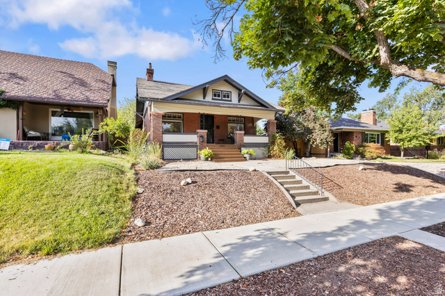 1284 E Stratford Ave — photo