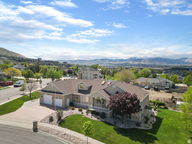 13920 Cromwell Ln — photo