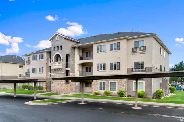3635 E Clear Rock Rd #L6 — photo