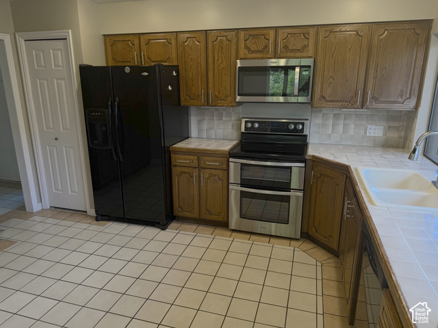 2037 S Mapleview Dr, Bountiful, UT 84010 — photo 3