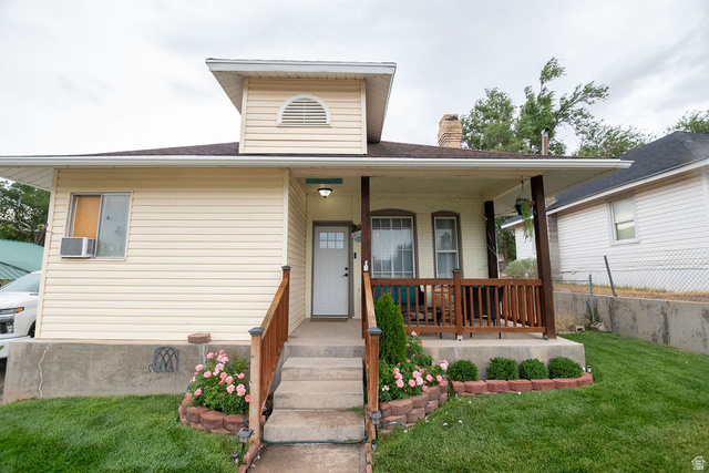 614 S 500 W — photo
