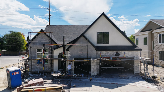 1615 N 320 E #1 — photo