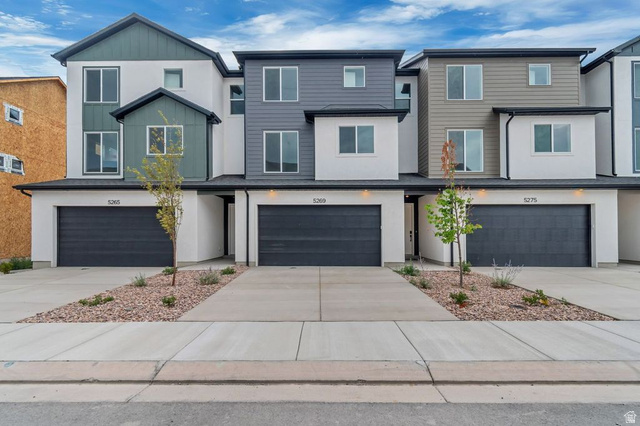 5269 N Greenfield Way #315 — photo