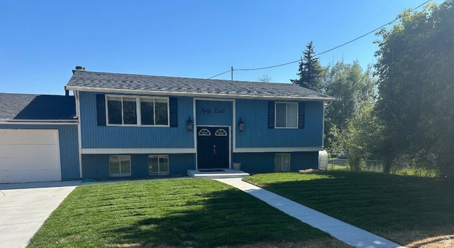 50 E 250 N — photo