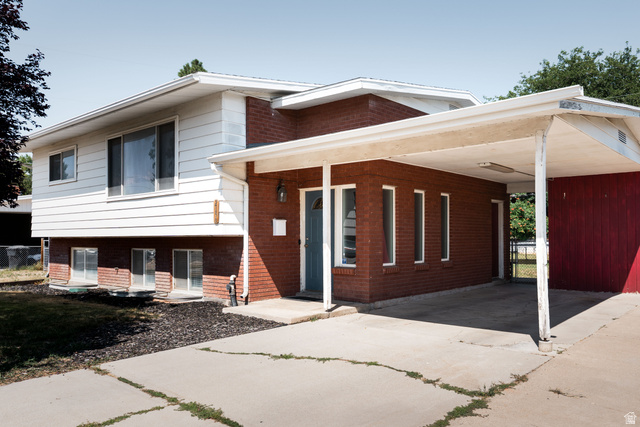 2150 N 300 W — photo