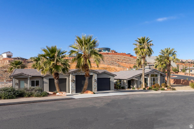 1297 W Lions Head Dr — photo