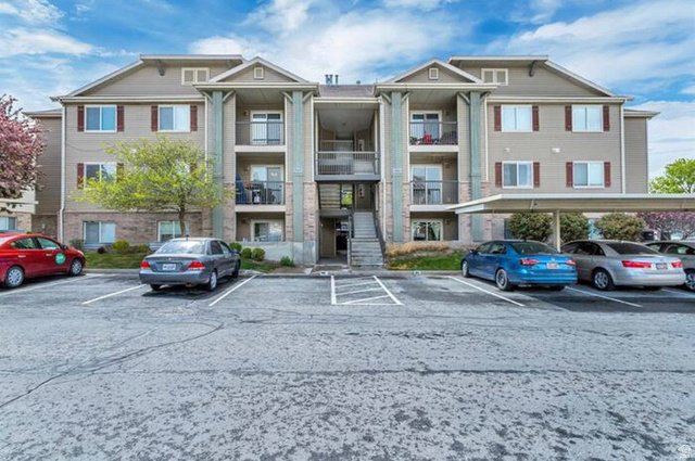 8228 N Cedar Springs Rd #5 — photo