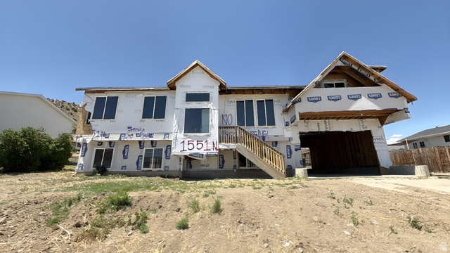 1551 N Hilltop Dr — photo