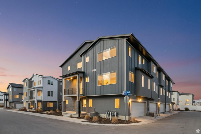 470 S 720 W — photo