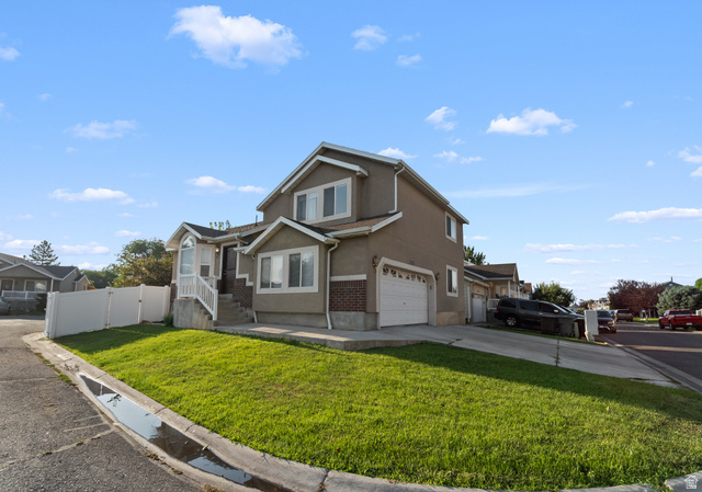 3238 S Ivy Dr — photo
