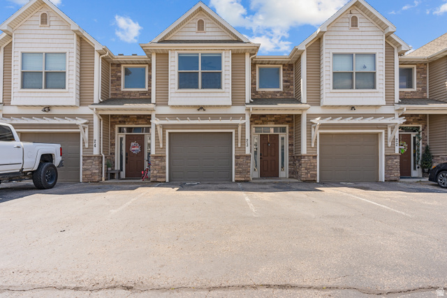 1288 N Cedar Blvd #23 — photo