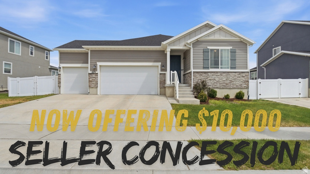 1079 E Horse Rider Dr — photo