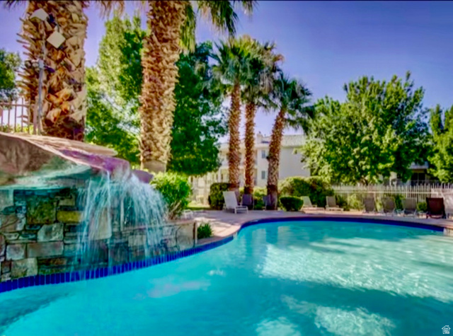 1845 W Canyon View Dr #401 — photo