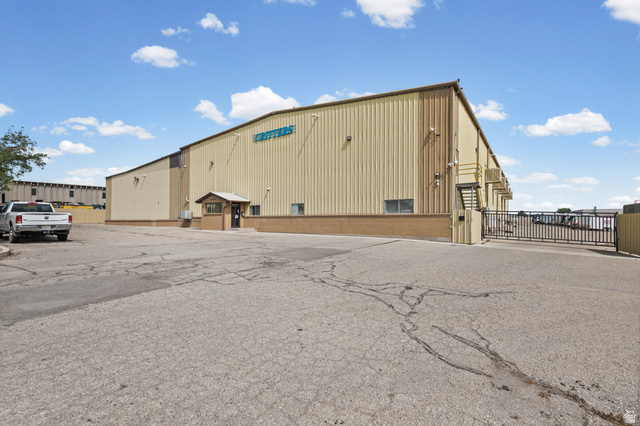 4196 W Farm Rd — photo